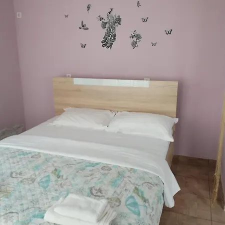 Creta 2 Mamaia Sat Landsted Năvodari