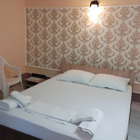 Creta 2 Mamaia Sat Landsted *